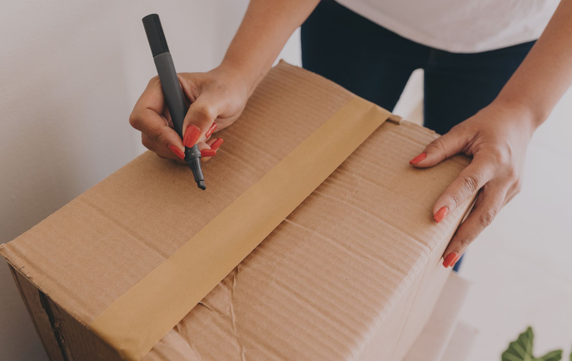 How to Move Large and Heavy Furniture Without Damage